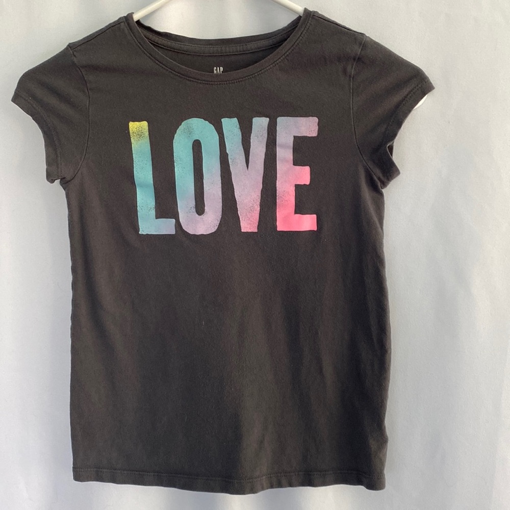 💜3/$15 Gap Kids “LOVE” Shirt - Girls’ Size L